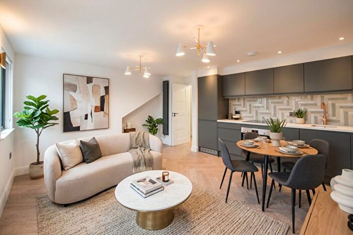1 Bedroom Flat To Rent In Salusbury Road, London, NW6