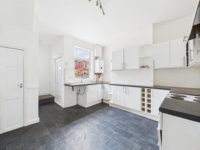 2 Bedroom Terraced House To Rent In Robin Hood Street, Castleford, WF10