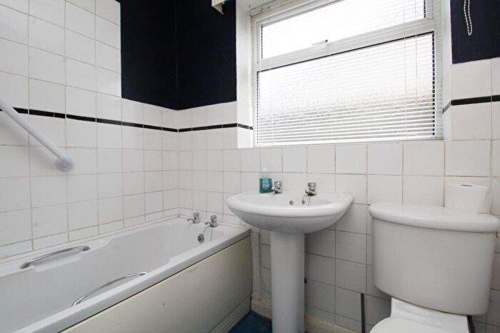 2 Bedroom Bungalow For Sale In Bastion Close, Prestatyn, Denbighshire, LL19