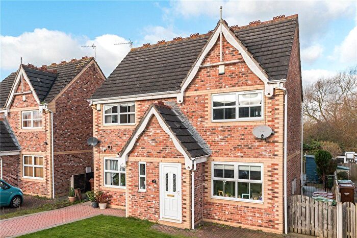 2 Bedroom Semi-Detached House For Sale In Moor Road, Stanley, Wakefield, West Yorkshire, WF3