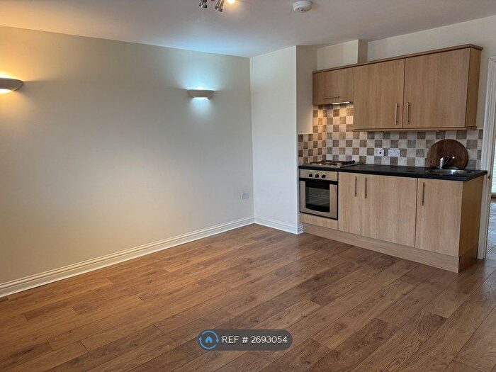 1 Bedroom Flat To Rent In Cowley, Oxford, OX4