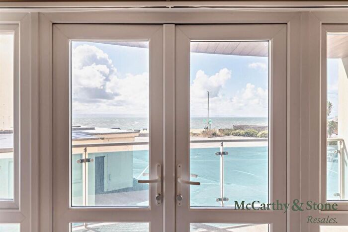 2 Bedroom Apartment For Sale In Middleton Court, Picton Avenue, Porthcawl, CF36