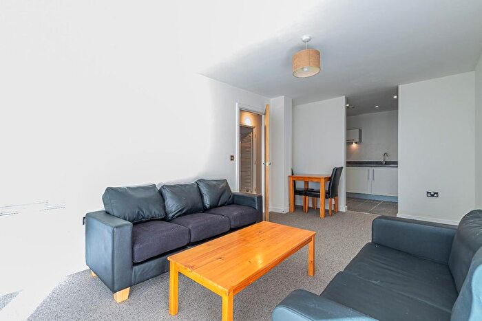 1 Bedroom Flat To Rent In Victoria Wharf, Watkiss Way, Cardiff, CF11