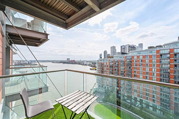 1 Bedroom Flat For Sale In Fairmont Avenue, Isle Of Dogs, London, E14