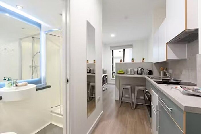 1 Bedroom Flat To Rent In St James Rd, Glasgow, G4