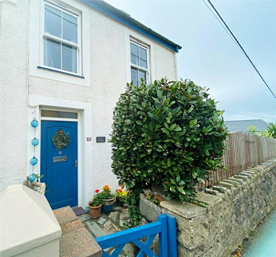 3 Bedroom Semi-Detached House For Sale In Lon Uchaf, Pwllheli, Gwynedd, LL53