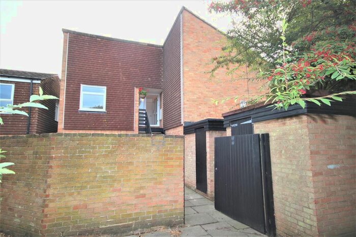 2 Bedroom Property To Rent In Clement Close, Canterbury, CT1