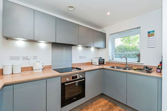 2 Bedroom End Of Terrace House For Sale In Upton Close, Southampton, Hampshire, SO19