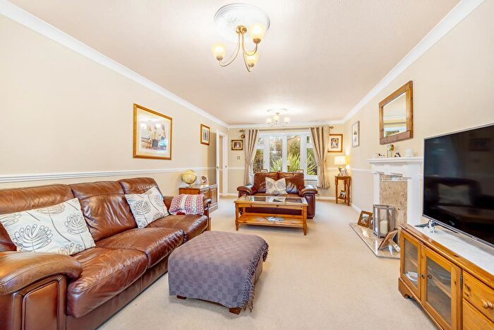 4 Bedroom Detached House For Sale In Viceroy Drive, Pinchbeck, Spalding, PE11