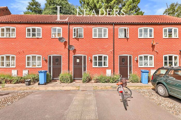2 Bedroom Terraced House To Rent In Yarn Mews, Norwich, NR3