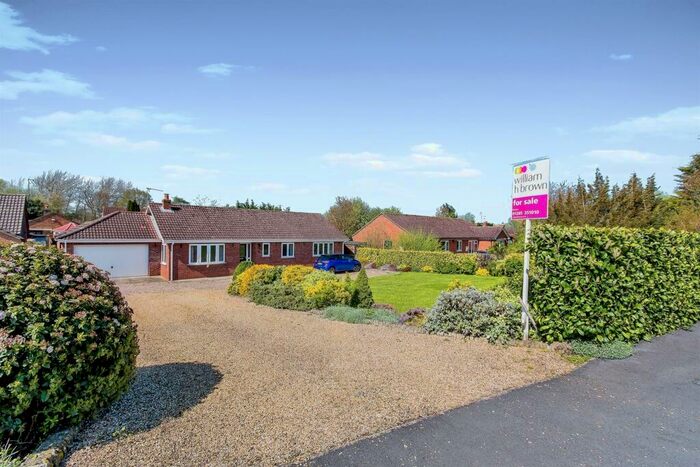 4 Bedroom Detached Bungalow For Sale In Donington Road, Bicker, Boston, PE20