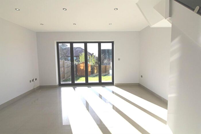 2 Bedroom Terraced House To Rent In Sedum Mews, EN2