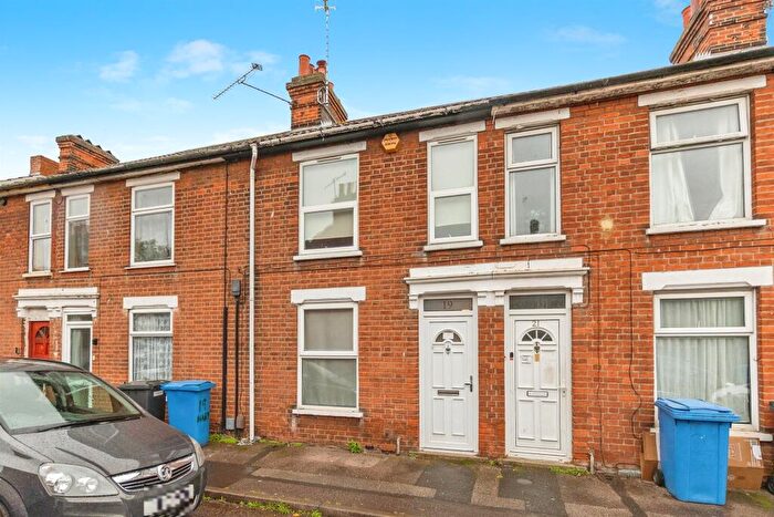 3 Bedroom Terraced House For Sale In Hartley Street, Ipswich, IP2