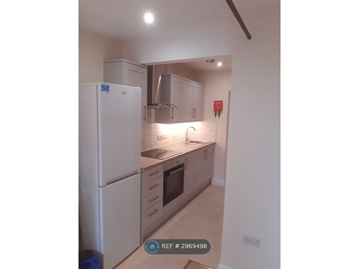 1 Bedroom Flat To Rent In North Parade, Derby, DE1