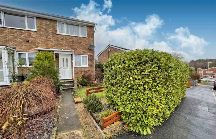 2 Bedroom End Of Terrace House To Rent In Trent Way, Trickets Cross, Ferndown, BH22