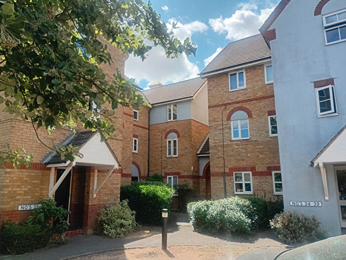 2 Bedroom Block Of Apartments For Sale In London Road, Benfleet, SS7