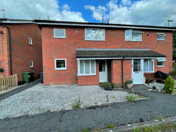 1 Bedroom Terraced House To Rent In Short Term Let - Harbourne Gardens, Southampton, SO18