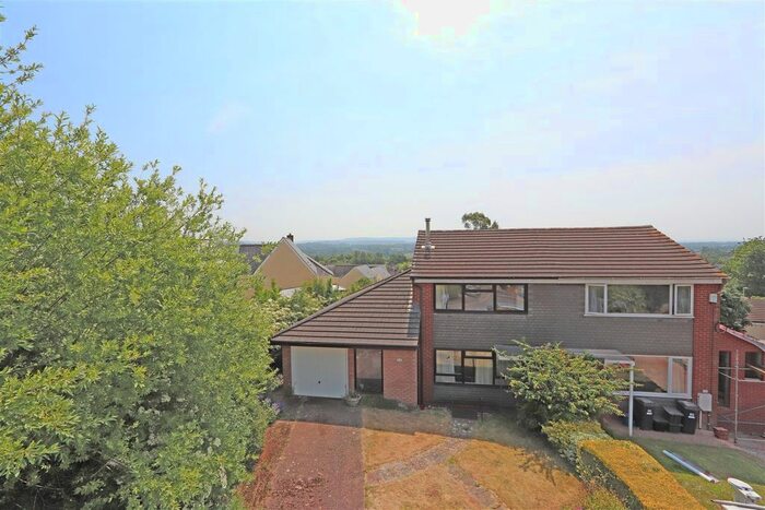 4 Bedroom Property For Sale In The Brendons, Sampford Peverell, Tiverton, EX16
