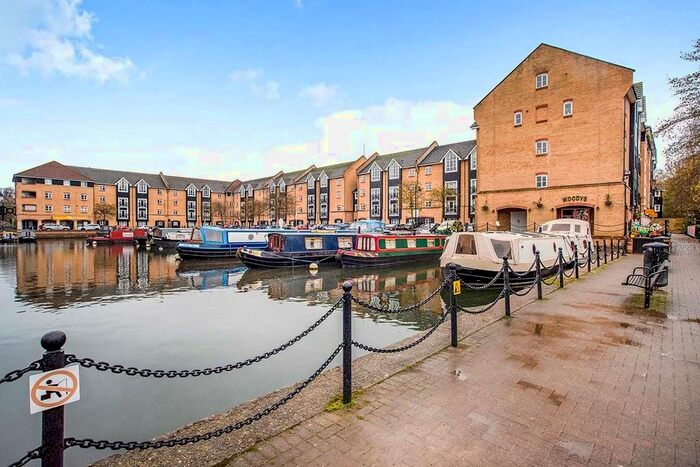 2 Bedroom Flat To Rent In Stephenson Wharf, Hemel Hempstead, Hertfordshire, HP3