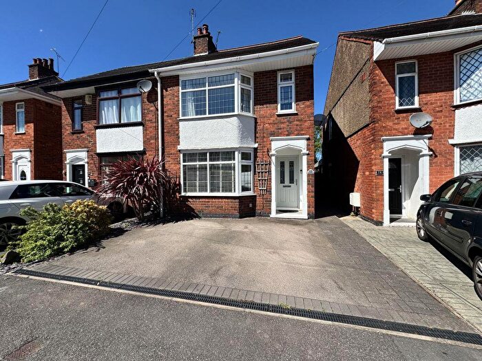 3 Bedroom Semi-Detached House For Sale In Trinity Walk, Nuneaton, CV11