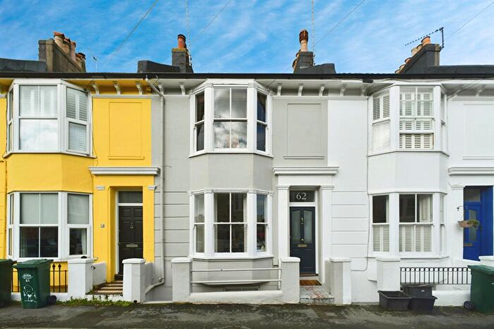 3 Bedroom Terraced House For Sale In Hanover Terrace, Brighton, BN2