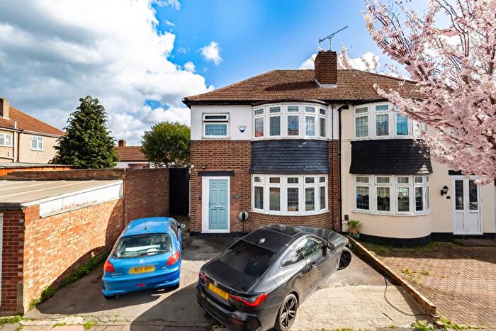 3 Bedroom Semi-Detached House To Rent In Penrith Road, Ilford, Greater London, IG6