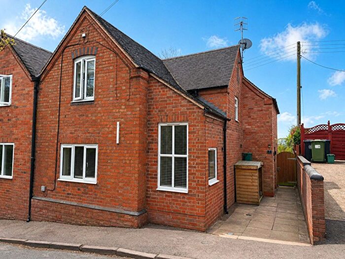 3 Bedroom Semi-Detached House For Sale In Church Bank, Temple Grafton, Alcester, Warwickshire, B49