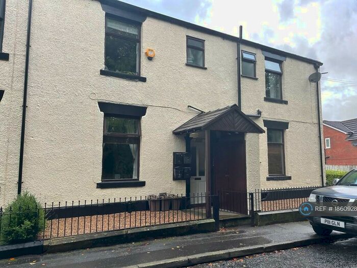 1 Bedroom Flat To Rent In Broad Lane, Burnedge, Rochdale, OL16