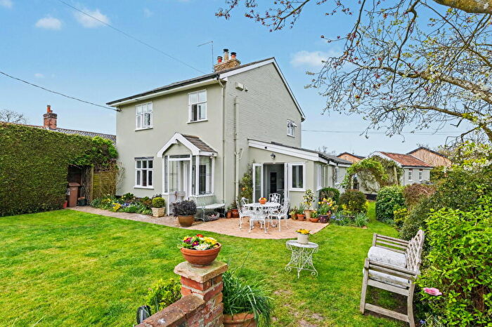 3 Bedroom Detached House For Sale In Dallinghoo, IP13