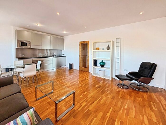 1 Bedroom Flat To Rent In Roberts Wharf, Neptune Street, Leeds, West Yorkshire, LS9