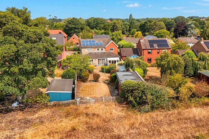 5 Bedroom Detached House For Sale In Southwold Road, Wrentham, Beccles, NR34