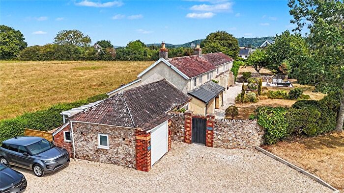 5 Bedroom Detached House For Sale In Sellicks Green, Taunton, Somerset, TA3