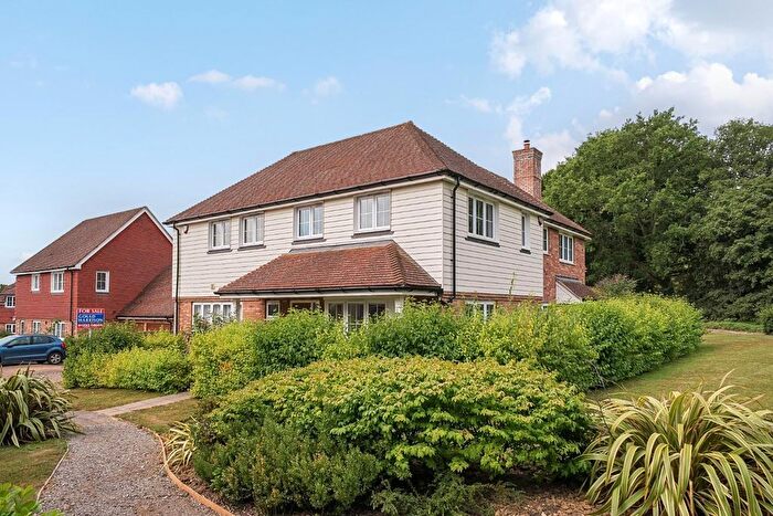 4 Bedroom Detached House For Sale In Millfields Place, Bethersden, Ashford, TN26