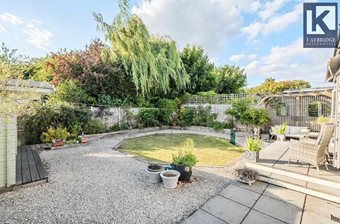 4 Bedroom Detached Bungalow For Sale In Mavis Avenue, Epsom, KT19