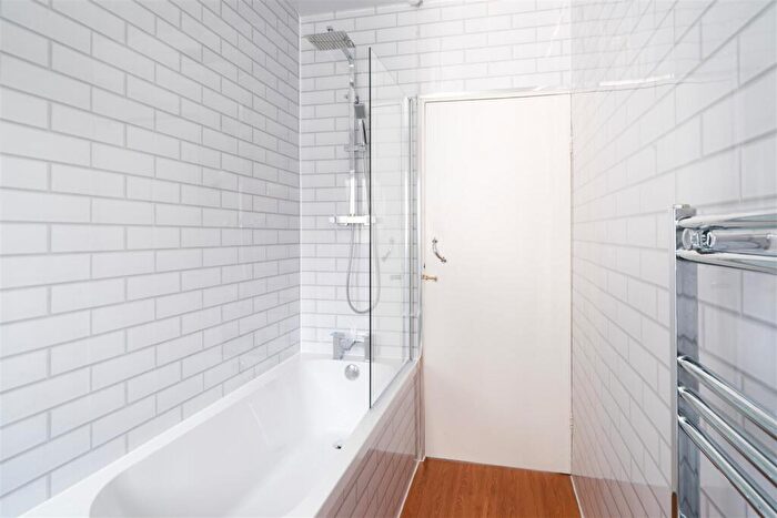 2 Bedroom End Of Terrace House To Rent In Rose Cottages, Hasland Road, Chesterfield, S41