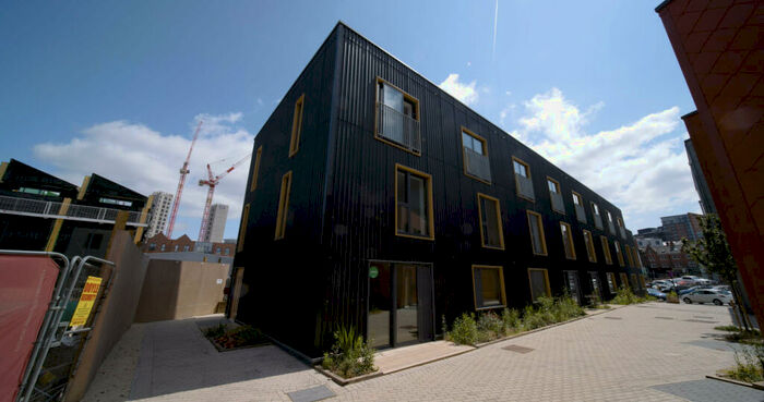 3 Bedroom Town House To Rent In Makers Place, Kelham Island, S3