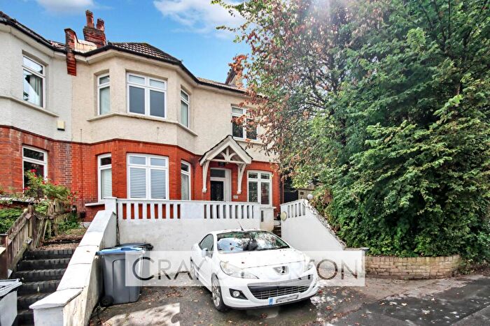 1 Bedroom Flat For Sale In St Augustines Avenue, South Croydon, CR2