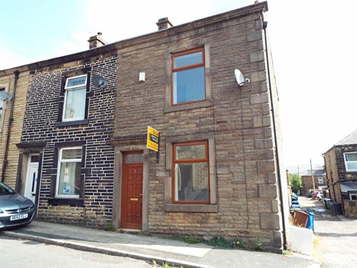 2 Bedroom End Of Terrace House To Rent In Garnett Street, Ramsbottom, BL0