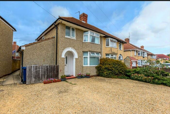 1 Bedroom Apartment To Rent In St Lukes Road, East Oxford, OX4