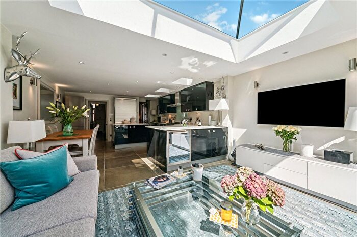 4 Bedroom Terraced House For Sale In Cicada Road, SW18