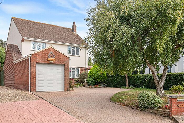 4 Bedroom Detached House For Sale In Barling Road, Barling Magna, SS3