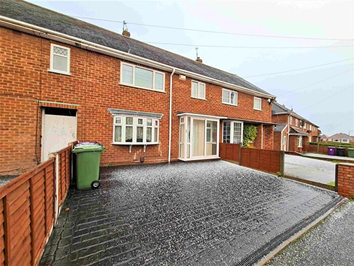 3 Bedroom Semi Detached House To Rent In Derby Avenue, Wolverhampton, WV6