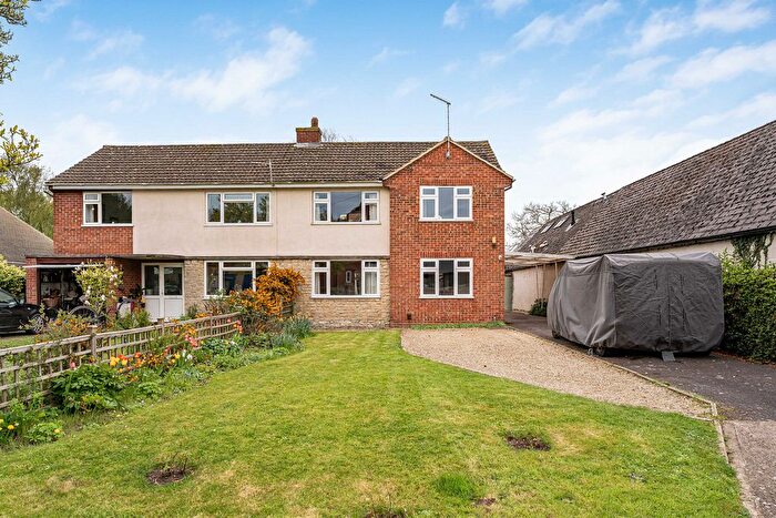 3 Bedroom Semi Detached House For Sale In Gravel Lane, Drayton, OX14