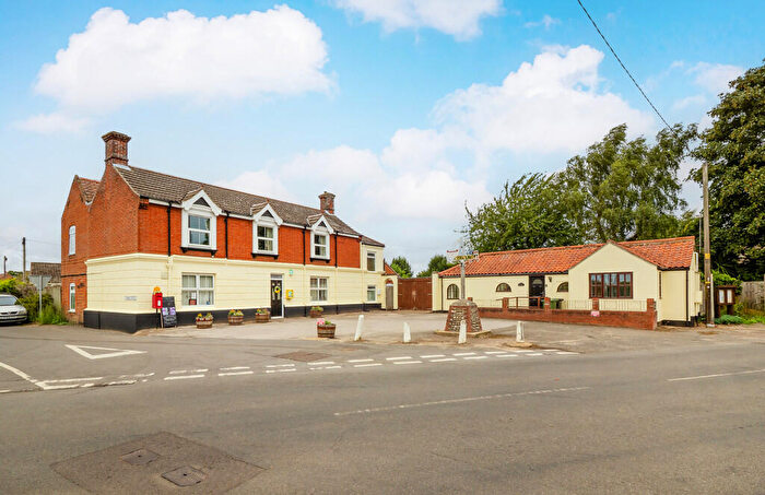 6 Bedroom Detached House For Sale In Gimingham Road, Trunch, NR28