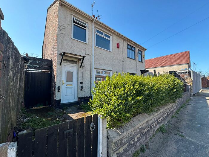 3 Bedroom Semi-Detached House To Rent In Limekiln Lane, Poulton, CH44
