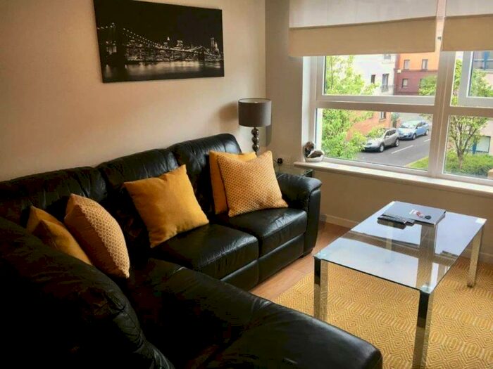 3 Bedroom Flat To Rent In Duff Street, Dalry, Edinburgh, EH11
