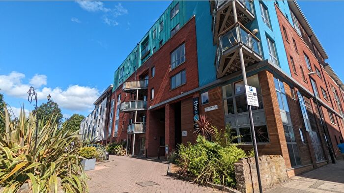 1 Bedroom Flat To Rent In Ratcliffe Court, Bristol, BS2