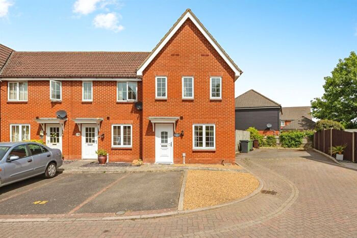 3 Bedroom End Of Terrace House For Sale In Kingfisher Road, Attleborough, NR17