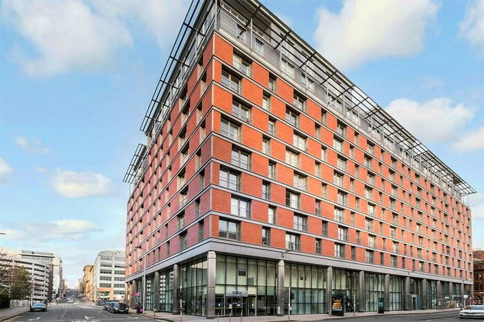 2 Bedroom Apartment To Rent In Argyle Street, Glasgow, G2