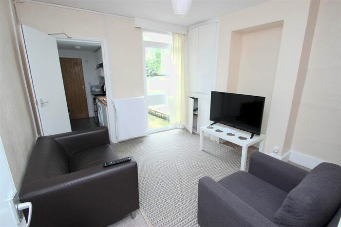 3 Bedroom Property To Rent In Princes Street, Oxford, OX4